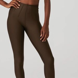 NWOT Alo Yoga Airlift High-Waist 7/8 Corset Legging in Espresso Size M